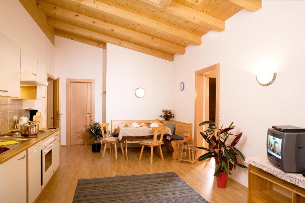 Haus Weidmannsheil Apartment Längenfeld Room photo